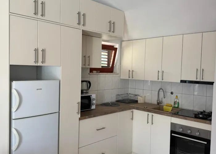 Sea Dance, * Κόρτσουλα